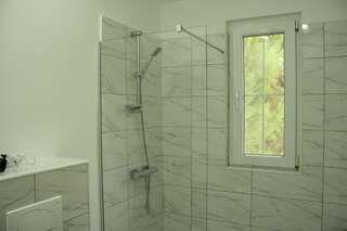 Отель Hotel Danica Петровац Стандартный двухместный номер с 1 кроватью-6